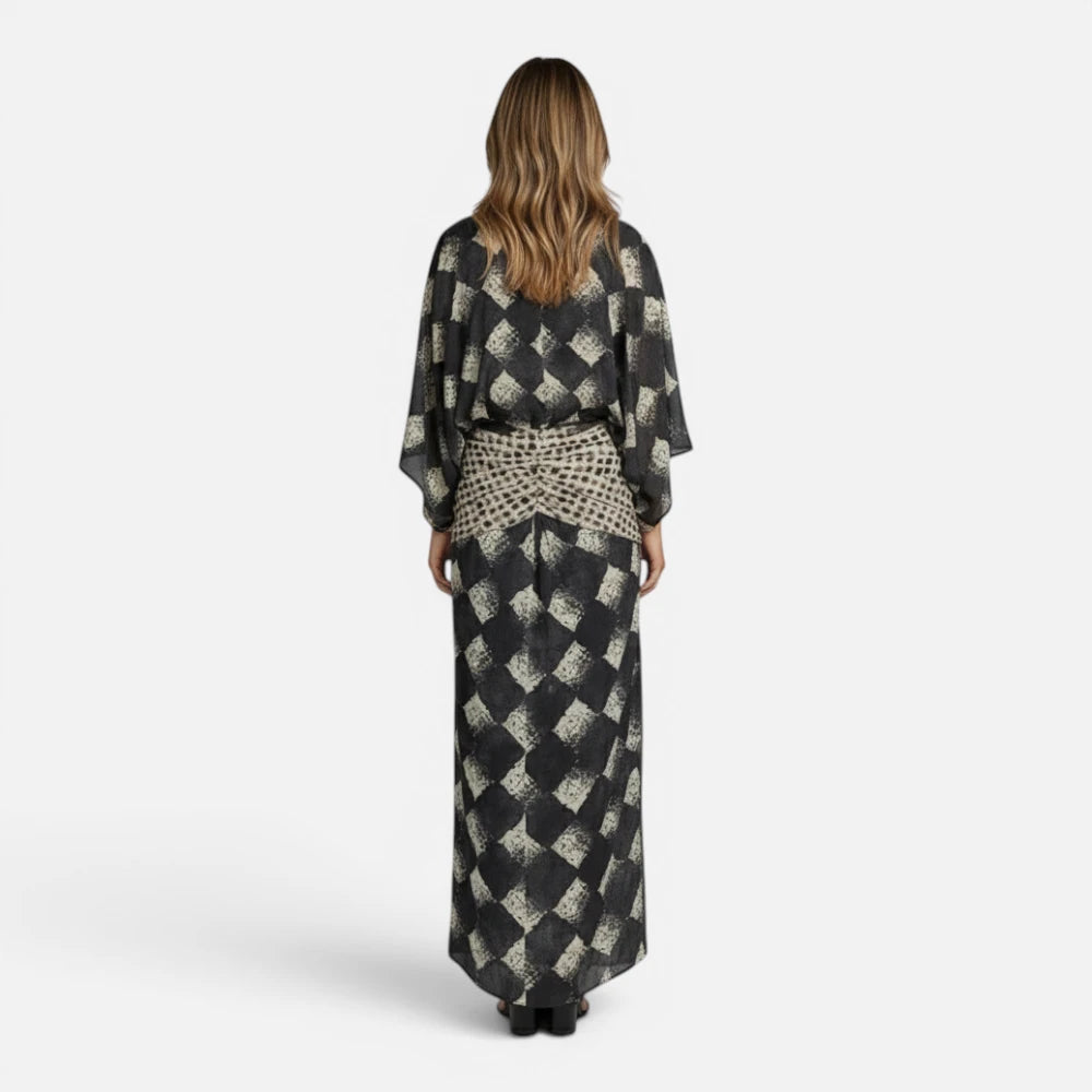 Robe Longue Fluide à Imprimé Damier et Manches Chauve-Souris