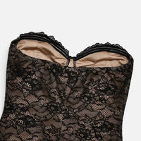 Robe  en Dentelle Moulante à Manches Longues