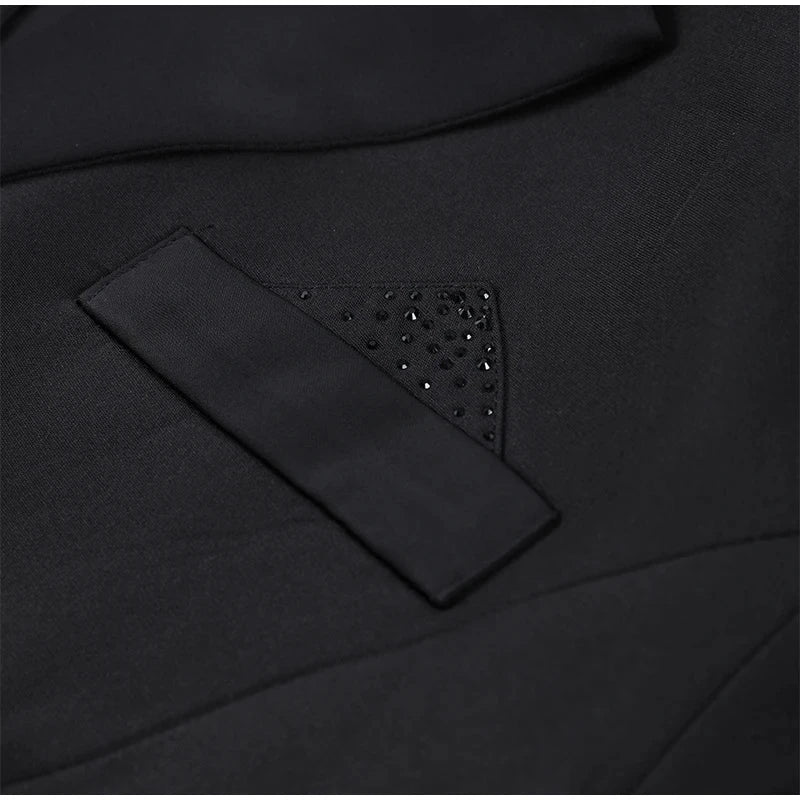Robe Blazer Courte à Structure Corset et Hanches Sculptées