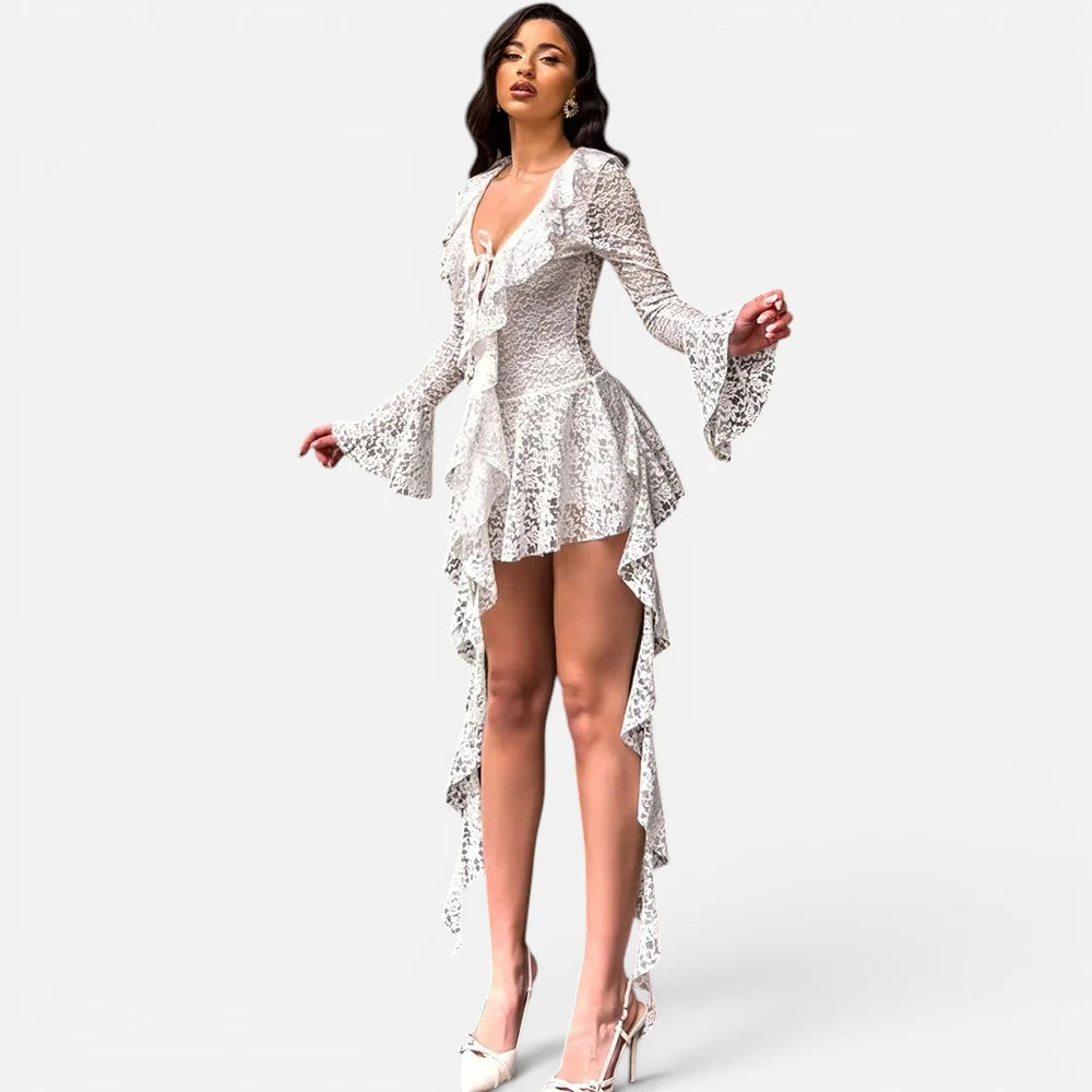 Robe Courte en Dentelle Asymétrique à Volants