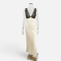 Robe Longue Satinée Beige avec Bustier en Dentelle Noire