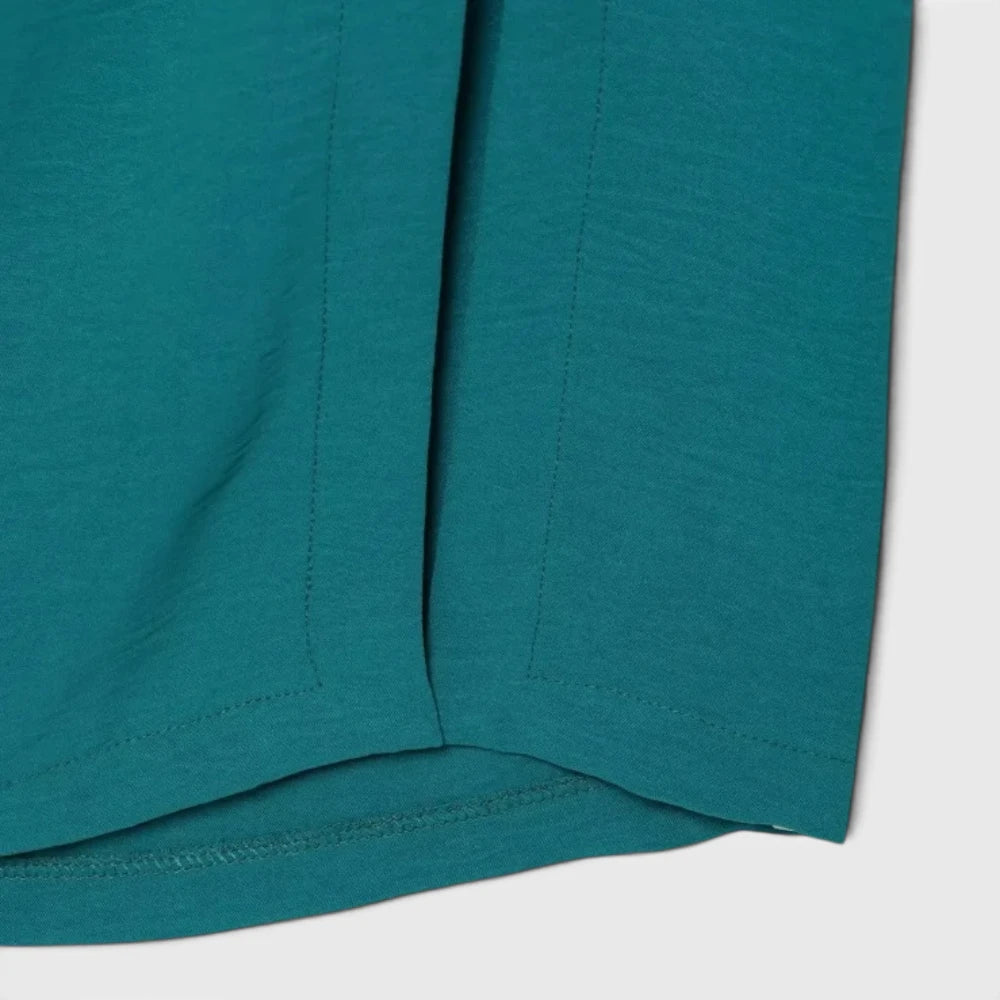Robe Longue Verte Plissée avec Détail Doré