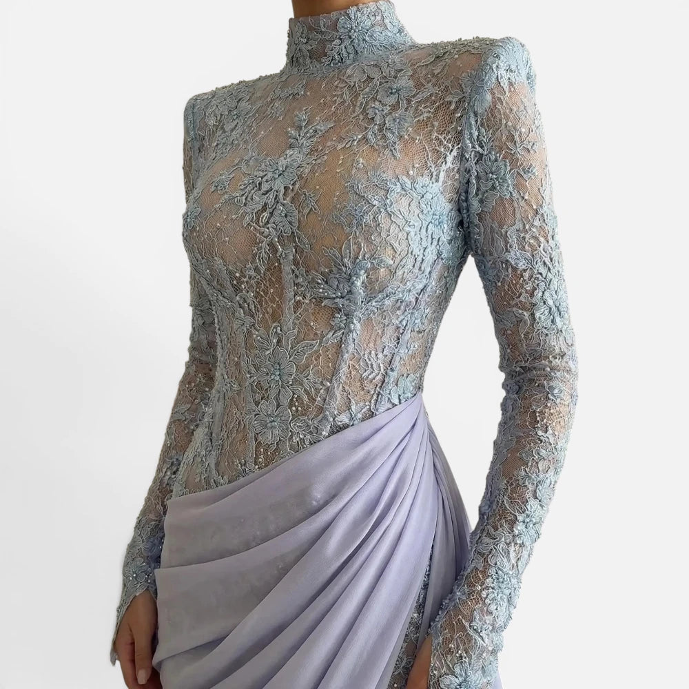 Robe de Soirée Sirène en Dentelle à Col Montant avec Traîne