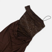 Robe Longue en Satin et Dentelle avec Dos Nu