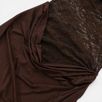 Robe Longue en Satin et Dentelle avec Dos Nu