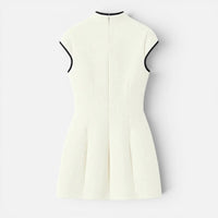 Robe Courte Blanche d'Été avec Décolleté Goutte d'Eau