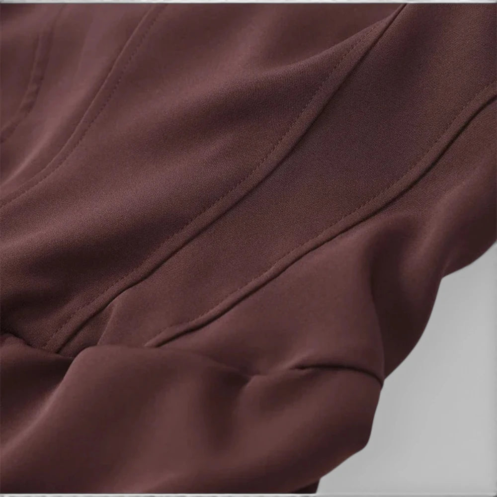Mini-Robe Moulante Drapée à Larges Bretelles