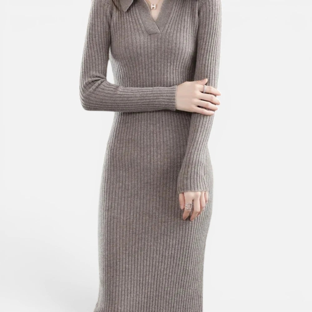 Robe Pull Longue en Maille Côtelée et Col Polo