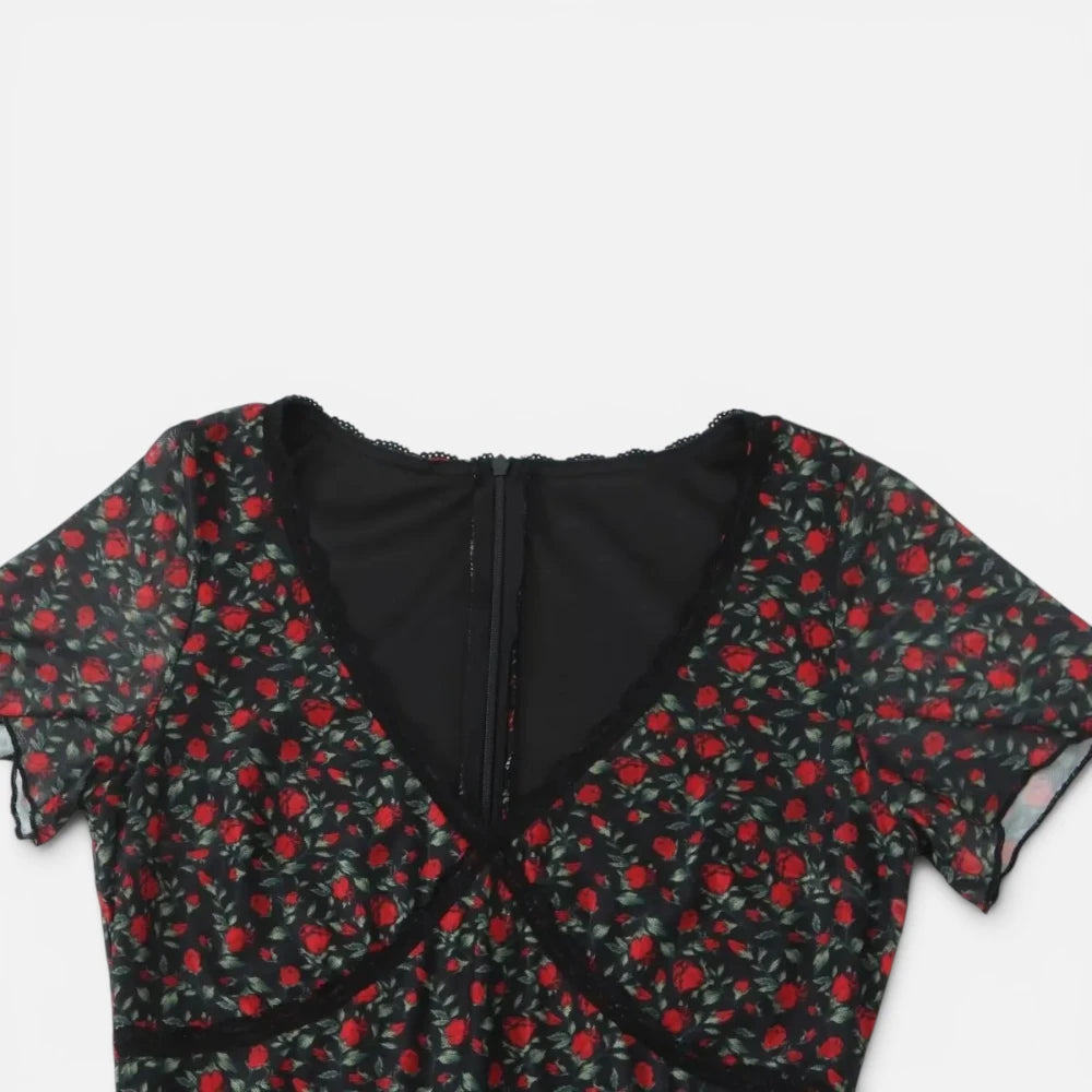 Robe Longue Fleurie à Col en V et Manches Courtes